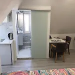 Vid Apartman *