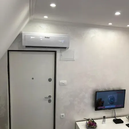 Vid Apartment